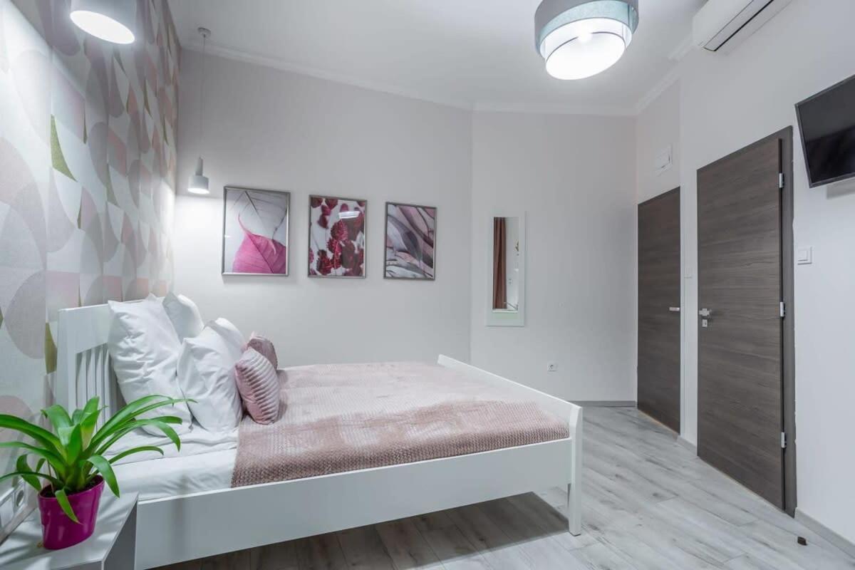 Gorgeous & Super Central Studio Budapest Luaran gambar